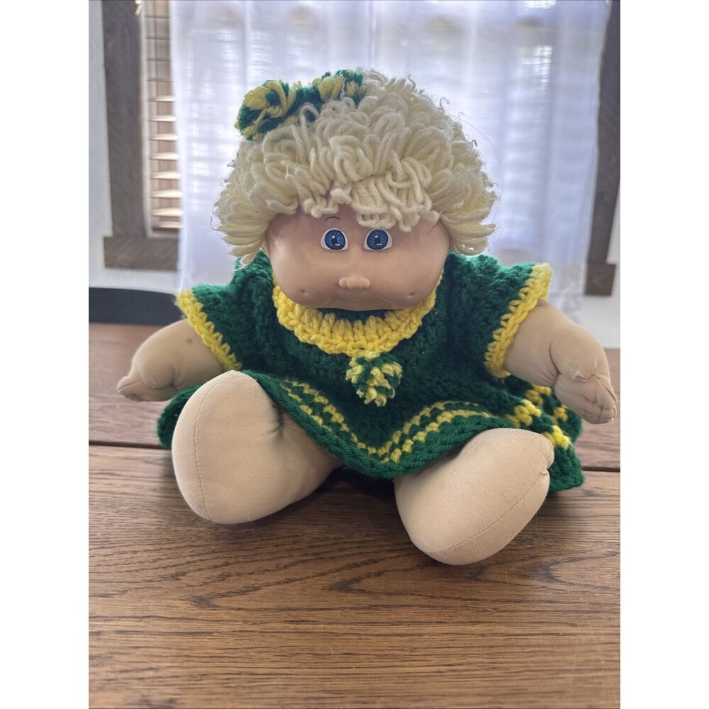 Cabbage patch kids doll  blonde girl hair knitted  green yellow 1982